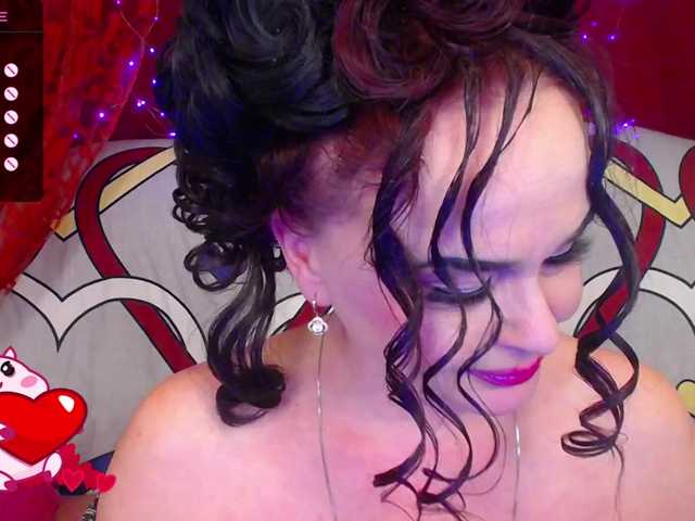 ladyzlata's BongaCams show and profile