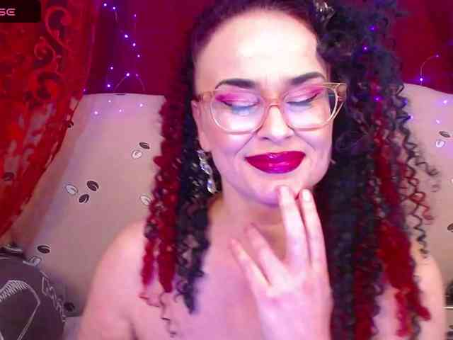 hotzlata webcam