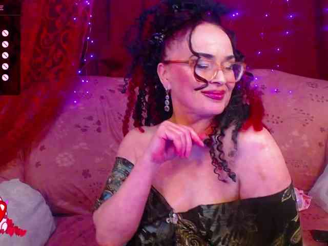 hotzlata webcam