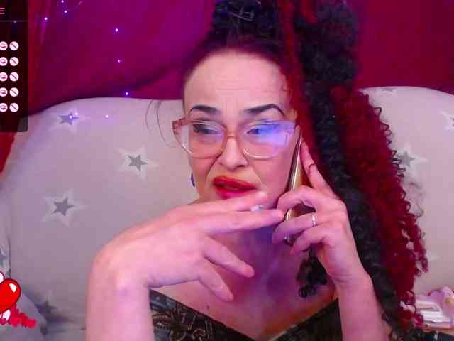 hotzlata webcam