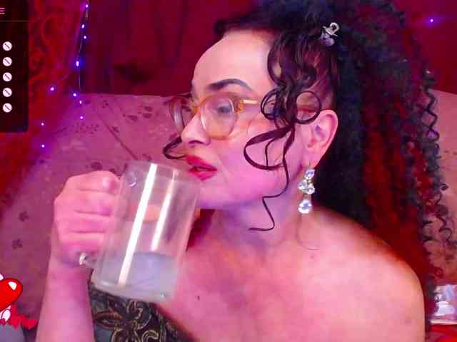 hotzlata webcam