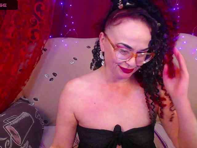 hotzlata webcam