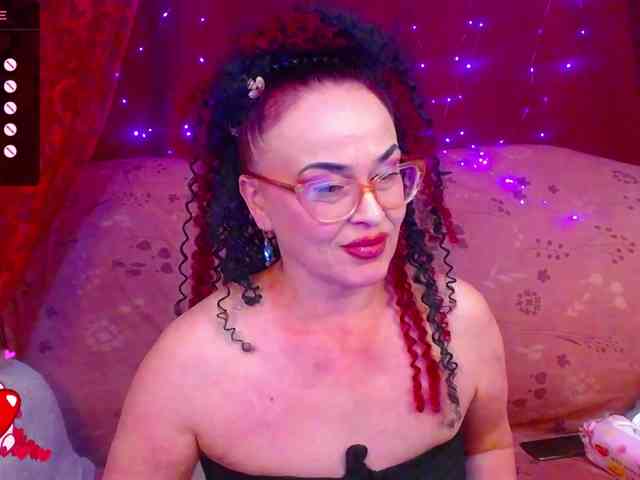 hotzlata webcam