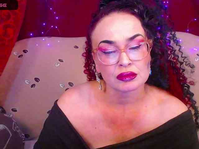 hotzlata webcam