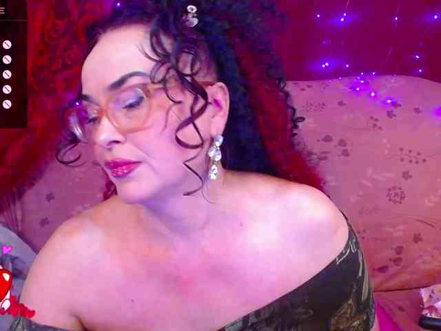 hotzlata webcam