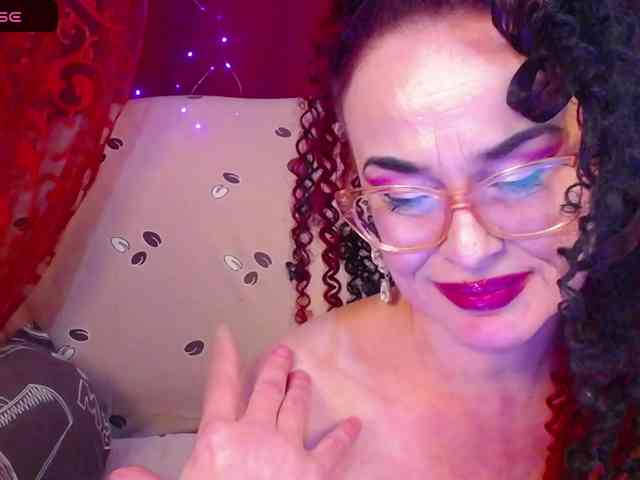 hotzlata webcam