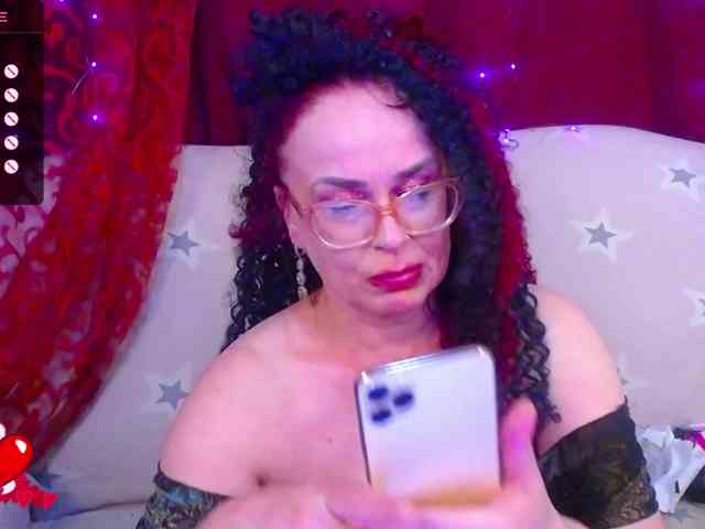 hotzlata webcam