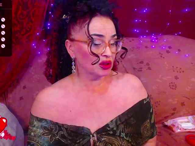 hotzlata webcam