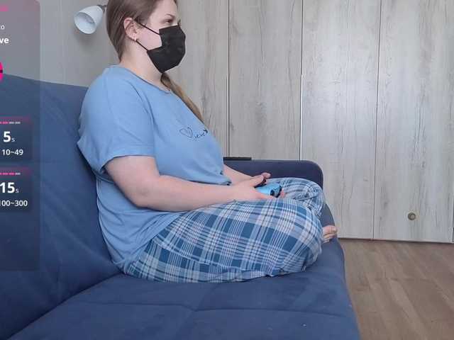 Milaa1998's BongaCams show and profile