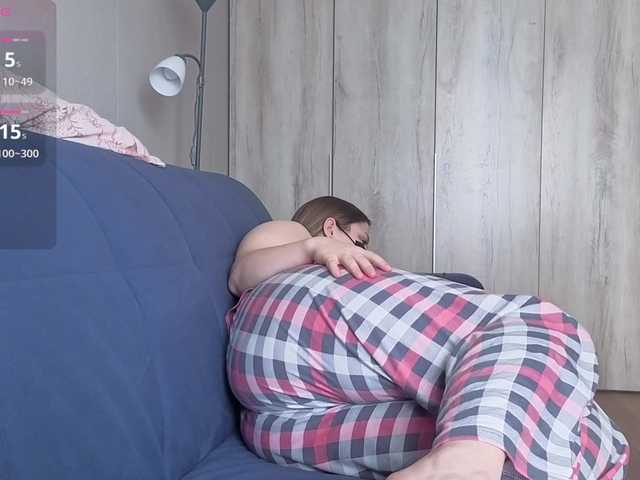 Milaa1998's BongaCams show and profile