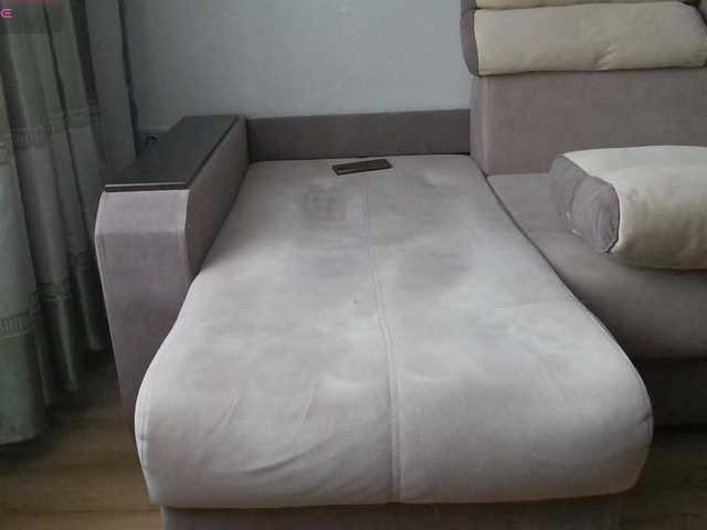 Milaa1998's BongaCams show and profile