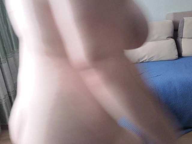 Milaa1998's BongaCams show and profile