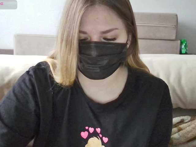 Milaa1998's BongaCams show and profile