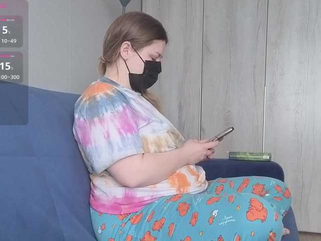 Milaa1998's BongaCams show and profile