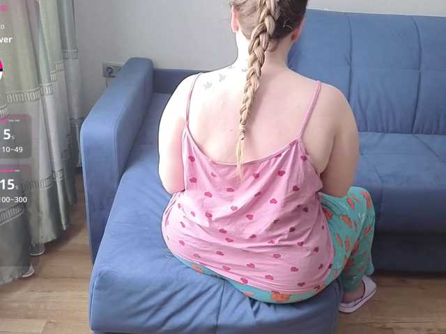 Milaa1998's BongaCams show and profile