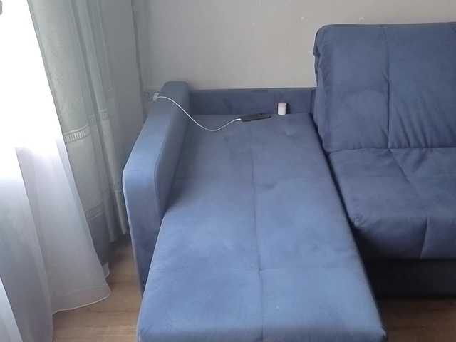 Milaa1998's BongaCams show and profile