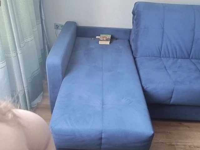 Milaa1998's BongaCams show and profile