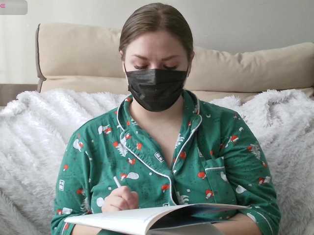 Milaa1998's BongaCams show and profile