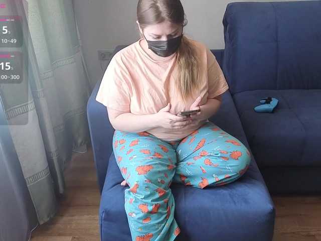 Milaa1998's BongaCams show and profile