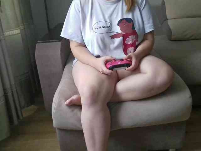 Milaa1998 webcam