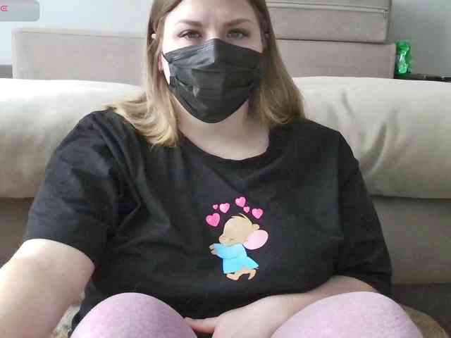 Milaa1998 Live Webcam on BongaCams