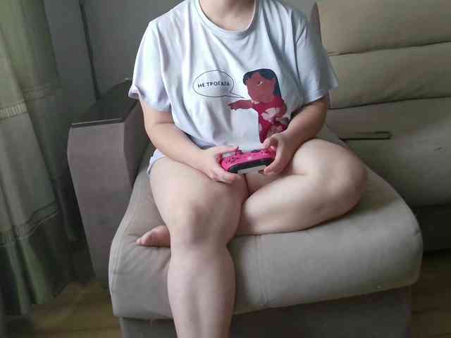 Milaa1998 webcam