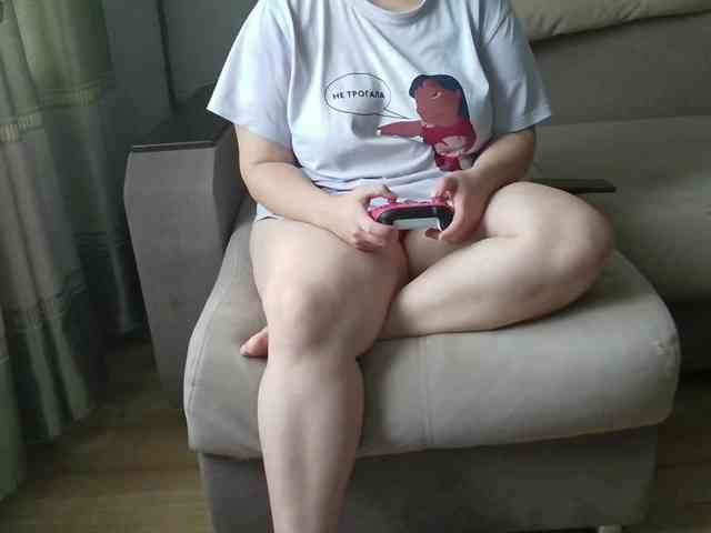 Milaa1998 webcam