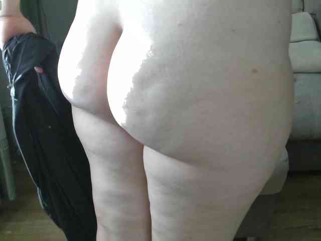 Milaa1998 webcam