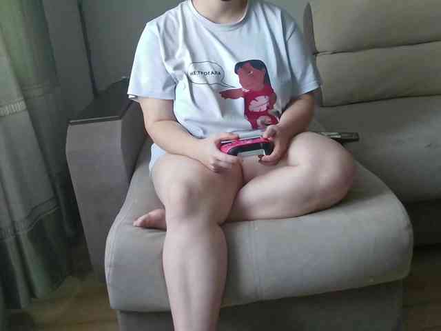 Milaa1998 webcam