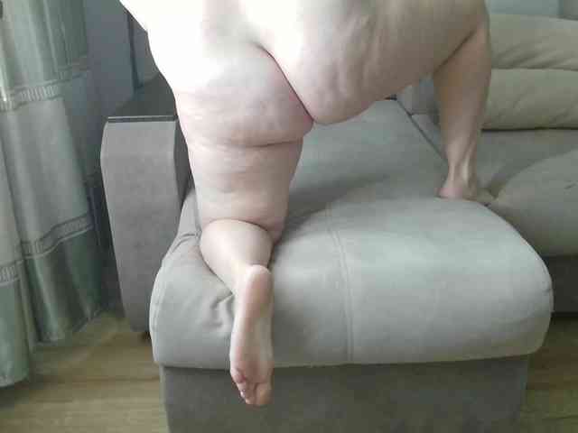 Milaa1998 webcam