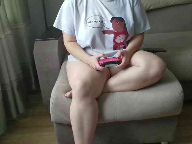 Milaa1998 webcam