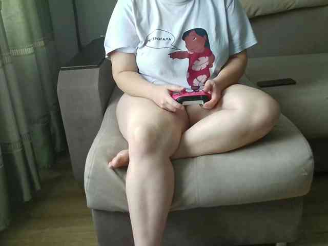 Milaa1998 webcam