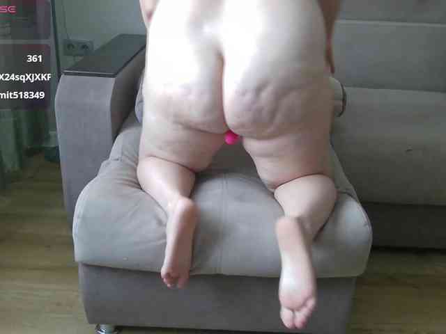 Milaa1998 webcam