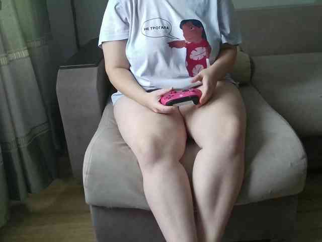 Milaa1998 webcam