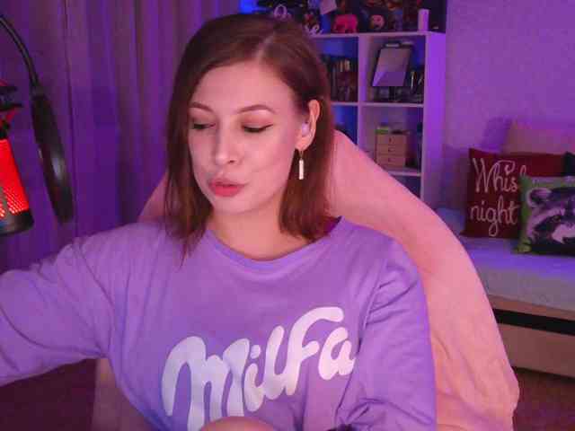 LadyLLS webcam