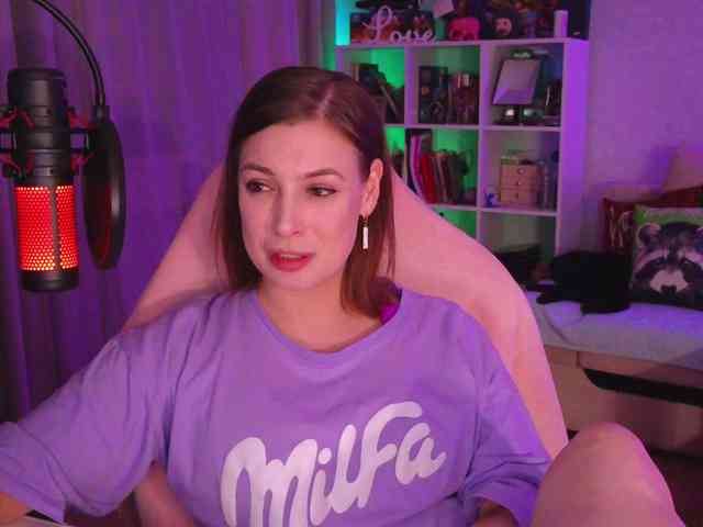 LadyLLS webcam