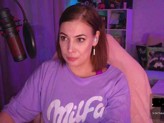 LadyLLS webcam