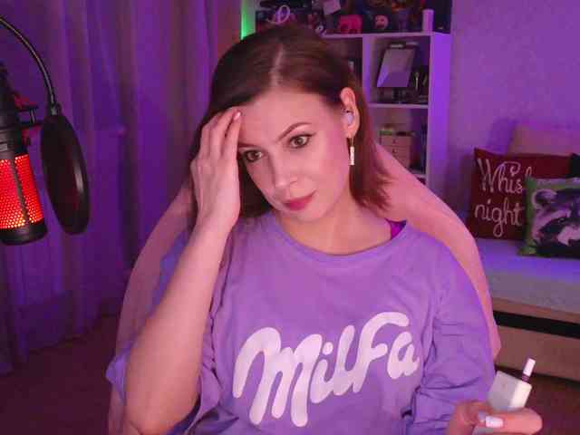 LadyLLS webcam