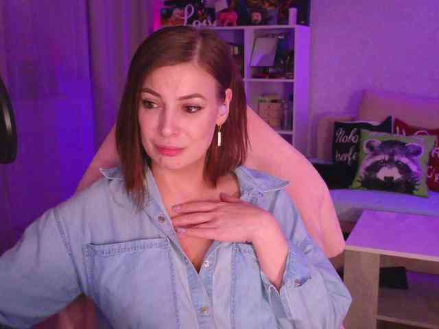 LadyLLS webcam