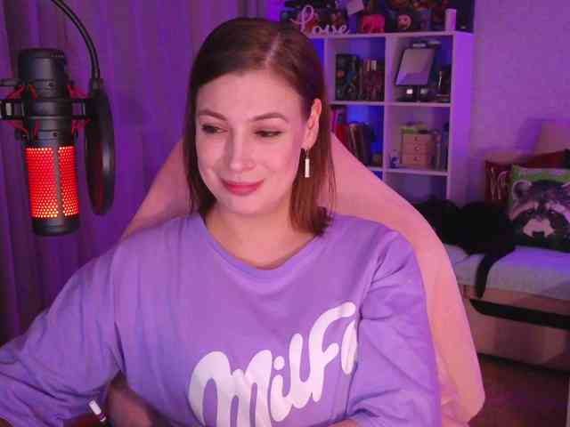 LadyLLS webcam