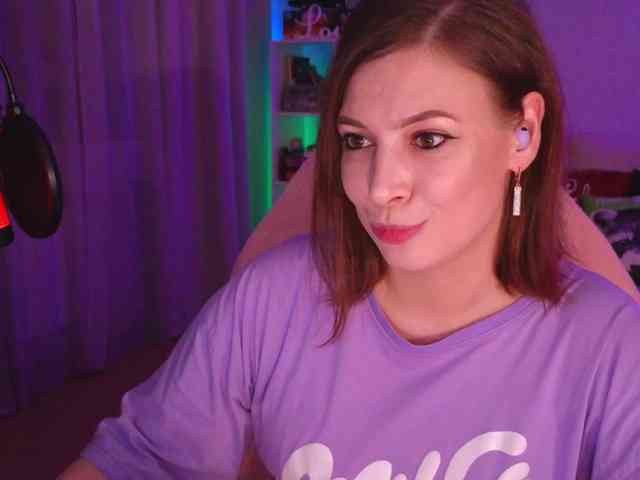 LadyLLS webcam