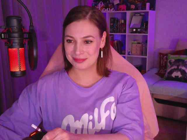 LadyLLS webcam