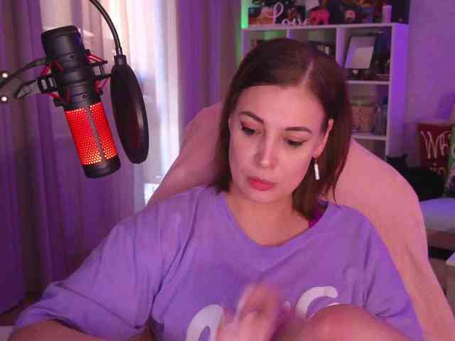 LadyLLS webcam