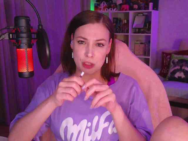LadyLLS webcam