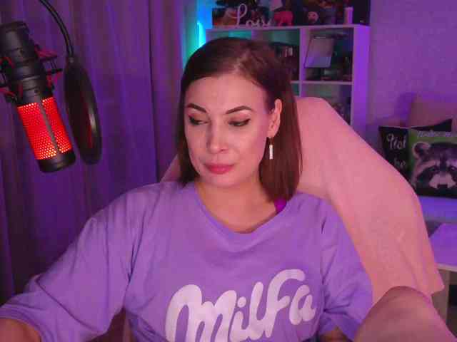 LadyLLS webcam