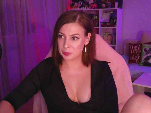LadyLLS webcam