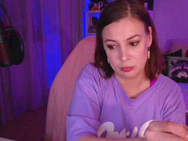 LadyLLS webcam