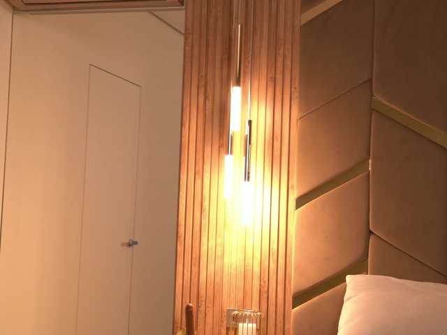 Girl-Pleasure's BongaCams profile