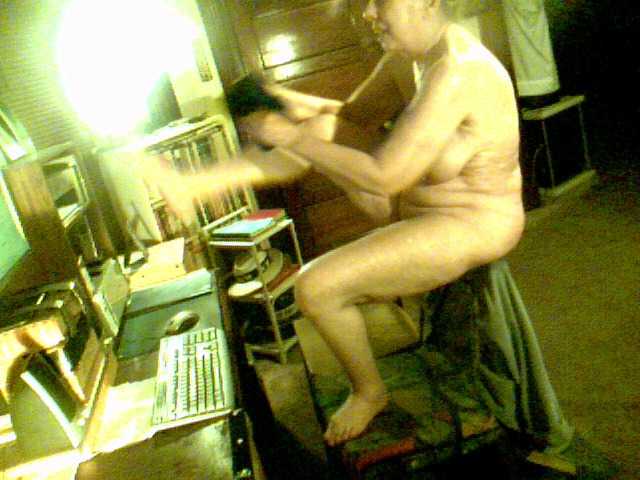 Estina54's BongaCams show and profile