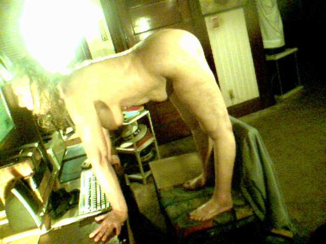 Estina54's BongaCams show and profile